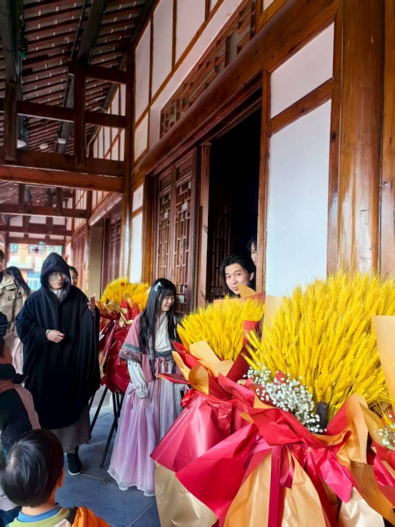 沉浸赋能：松潘县景区演艺的差异化突围之路